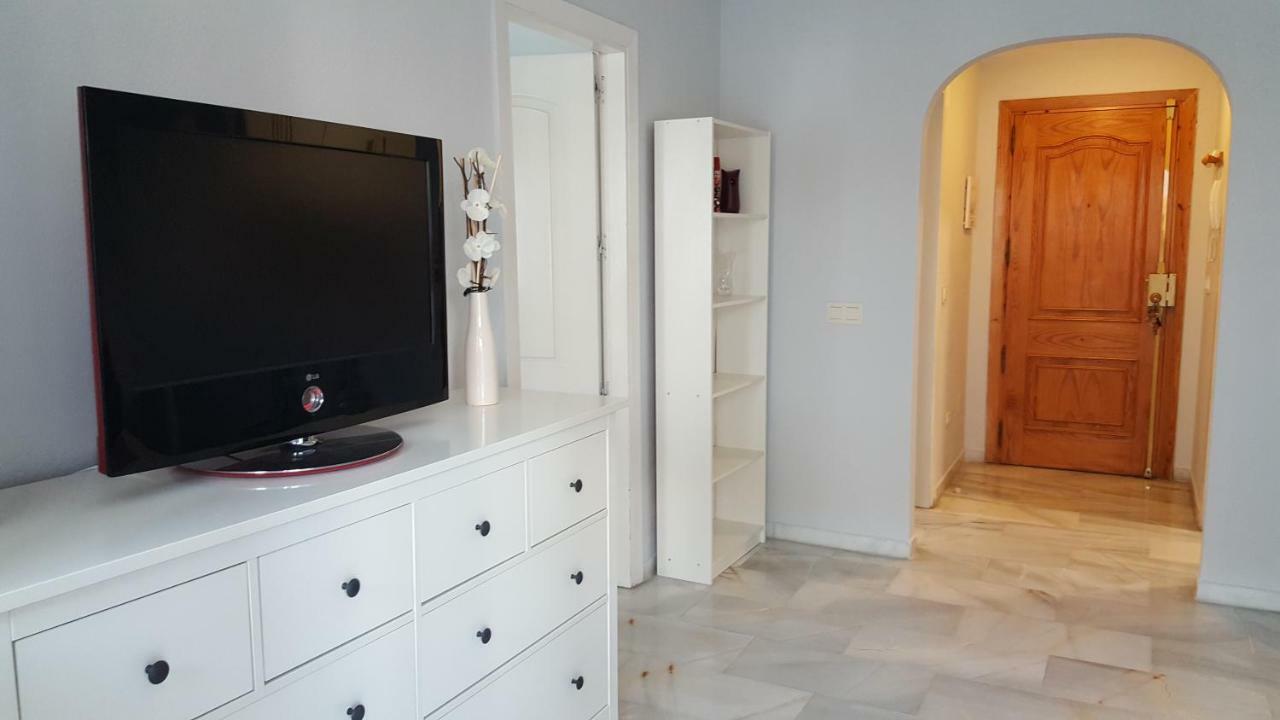 Apartamento Arroyo De La Miel, Luminoso Y Bonito Apartment Беналмадена Екстериор снимка