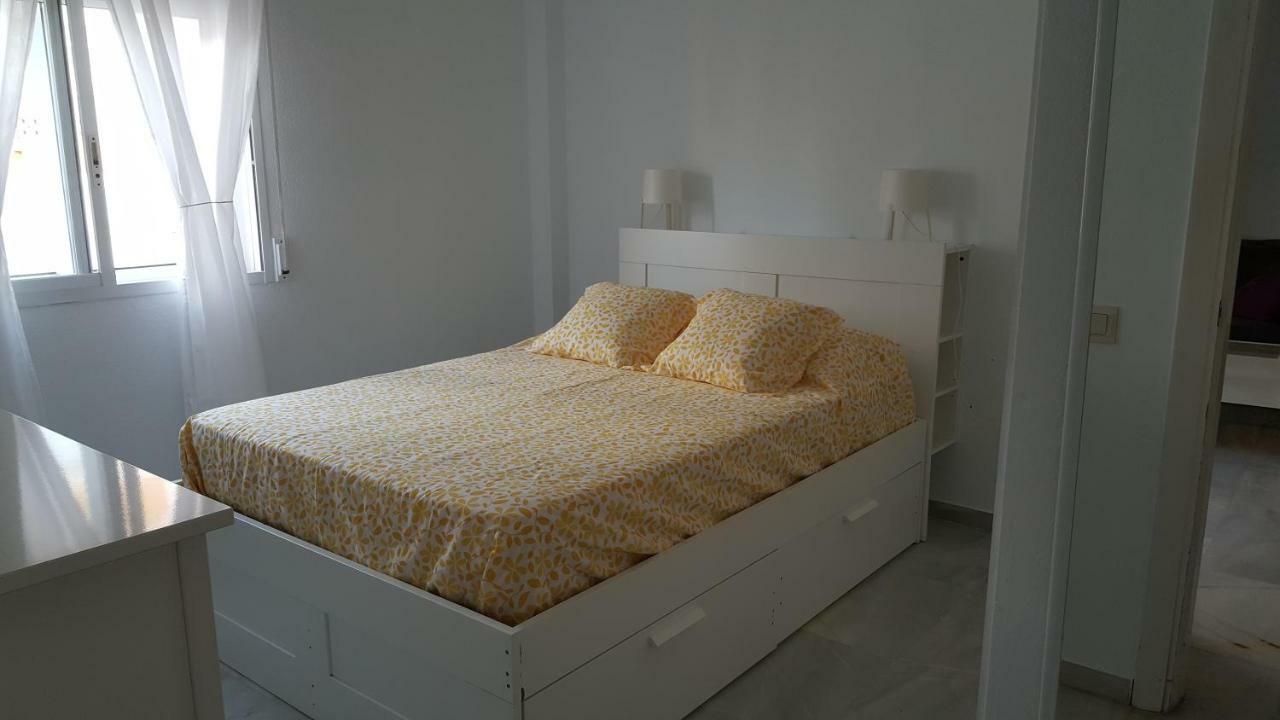 Apartamento Arroyo De La Miel, Luminoso Y Bonito Apartment Беналмадена Екстериор снимка